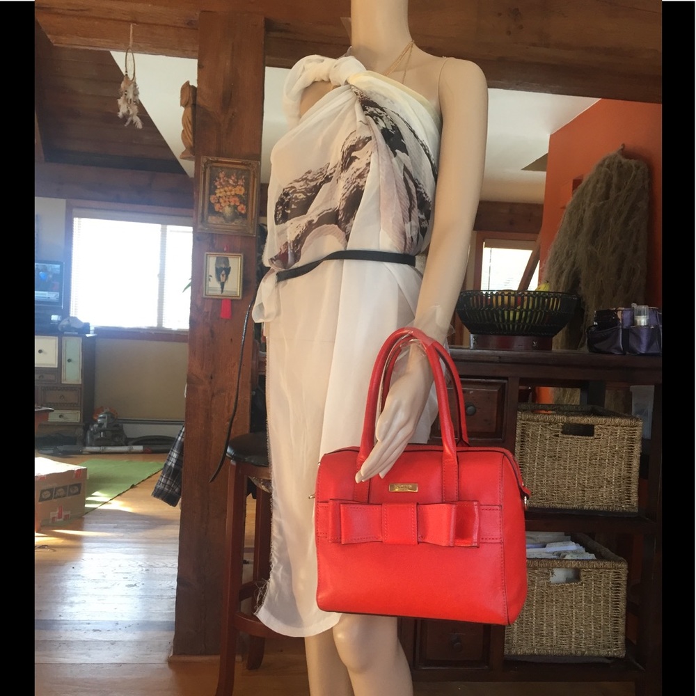 ❌❌SOLD❌❌❤️KATE SPADE GorG Red Satchel EUC CHAIN❤️